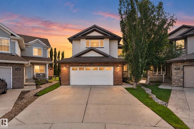 20853 92a Avenue Nw, Edmonton