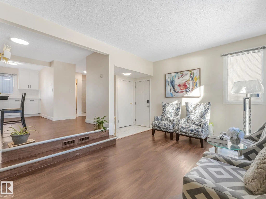 12 Akinsdale Gardens, St. Albert