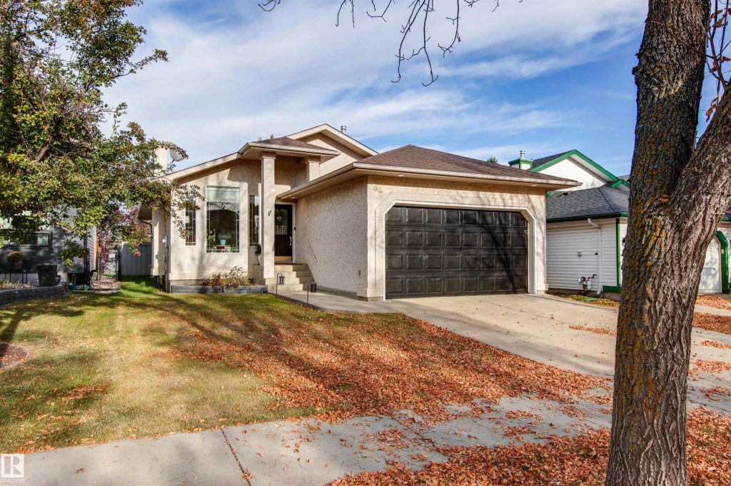 82 Oakridge Drive, St. Albert