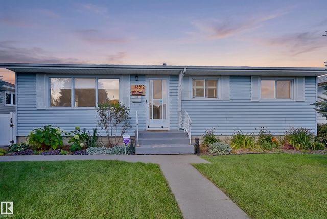 Edmonton Real Estate Listing: 13312 123a Street Northwest, Kensington