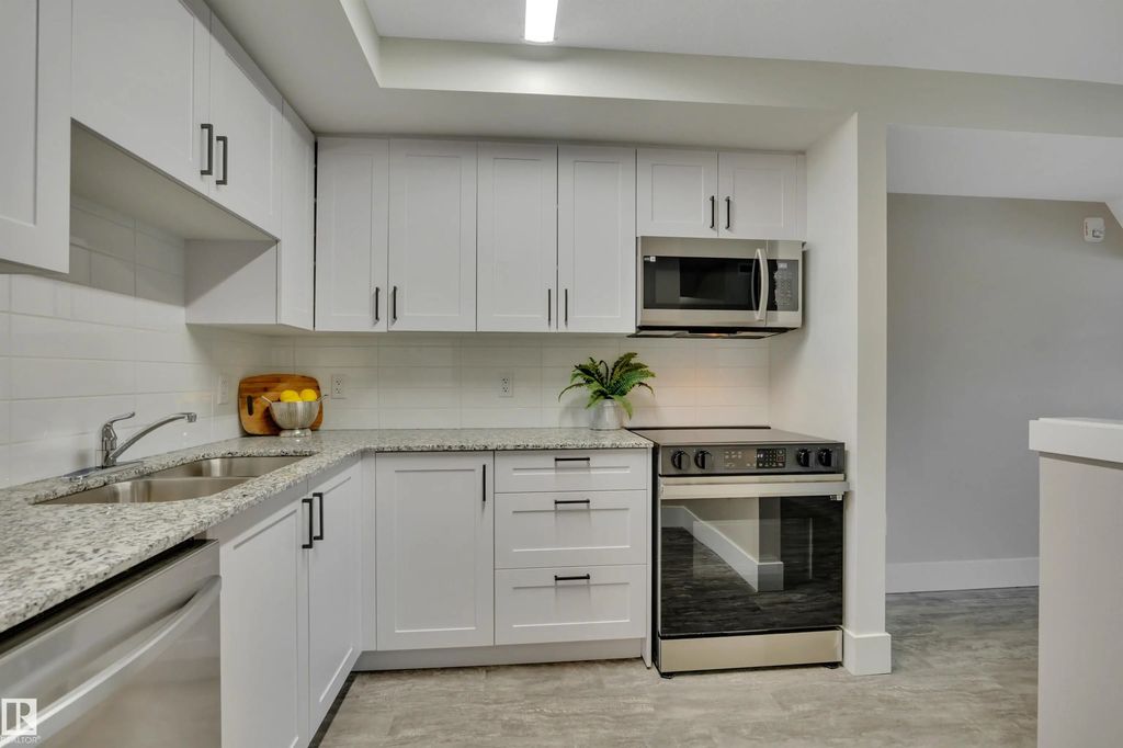 310 9504 182 Street, Edmonton