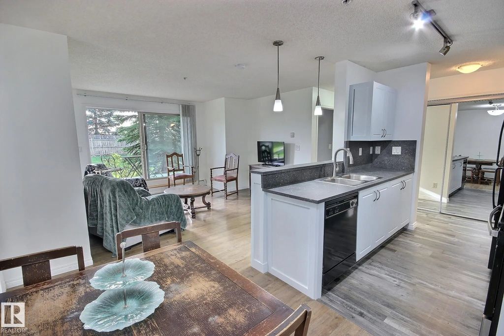 105 13907 136 Street Nw, Edmonton