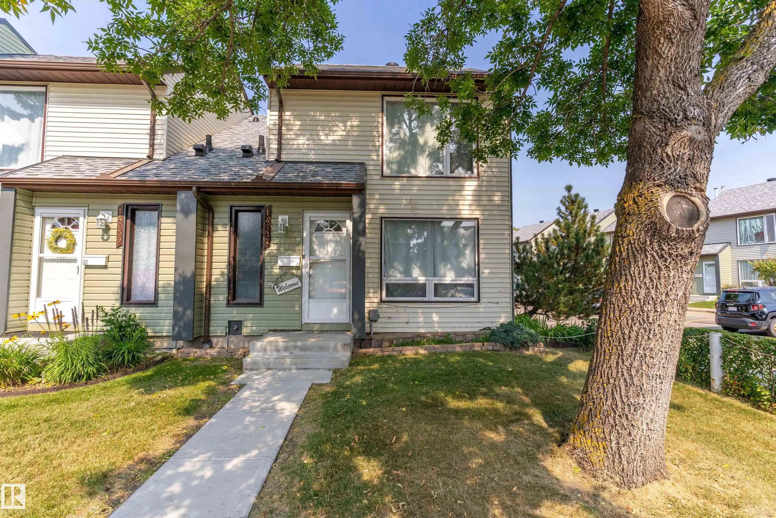 Condo / Townhouse Property for Sale at 14737 25 Street Northwest, Edmonton: MLS®# E4506342