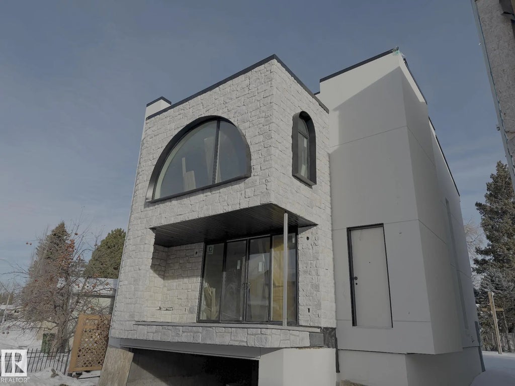 7305b 155 Street, Edmonton