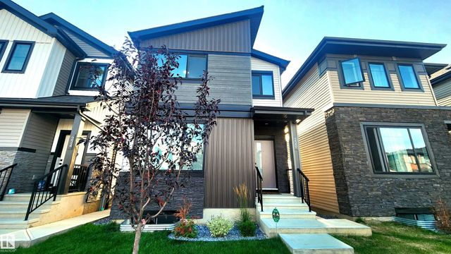 220 28 Street Sw, Edmonton