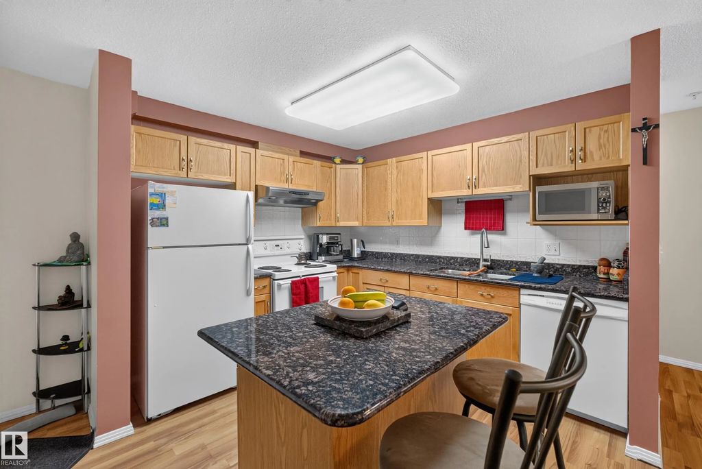 105 10421 42 Avenue, Edmonton