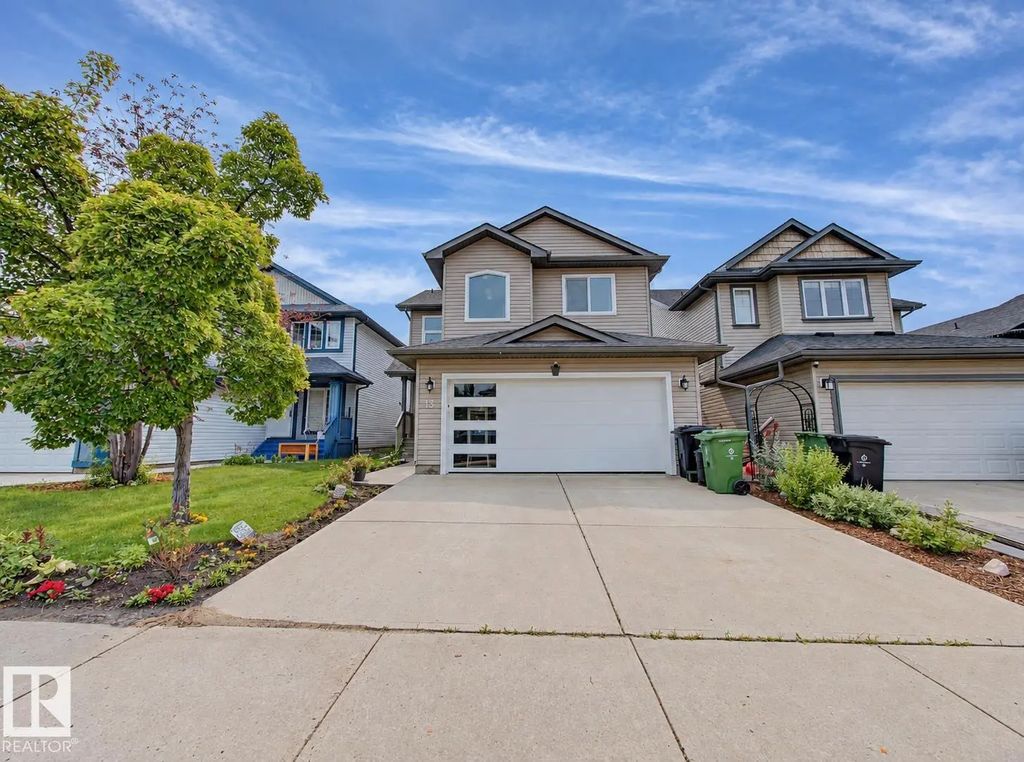 13 Almond Ba, Fort Saskatchewan
