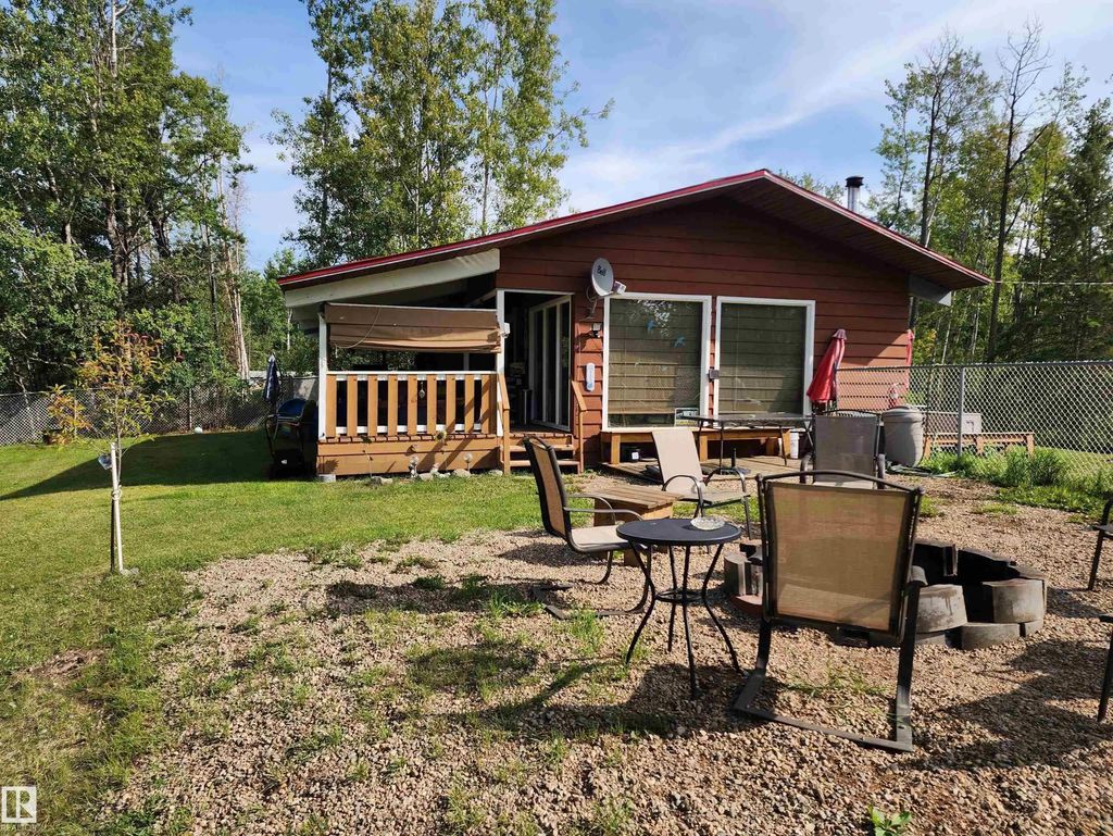 122 60032 Scndry 867, Rural St. Paul County