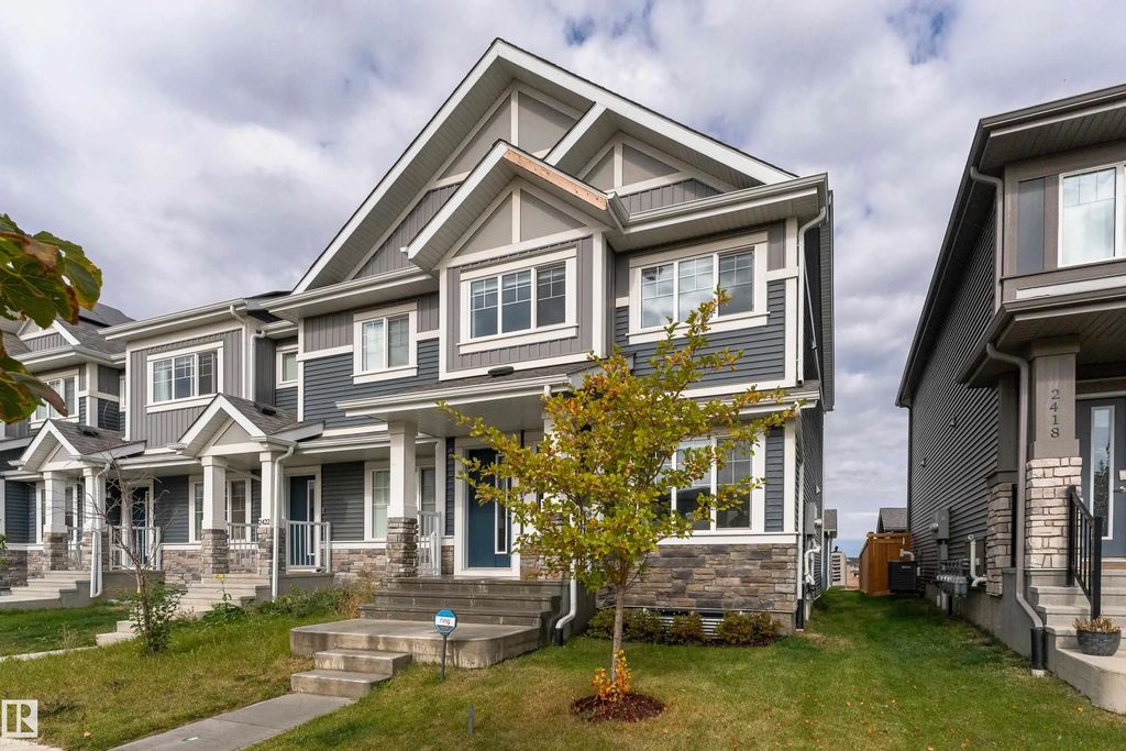 2420 Trumpeter Way, Edmonton