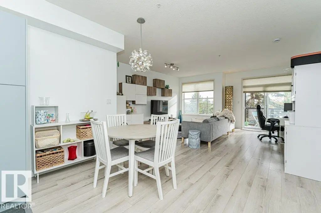 202 9503 101 Avenue, Edmonton