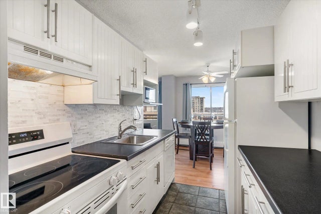 304 9725 106 Street Nw, Edmonton