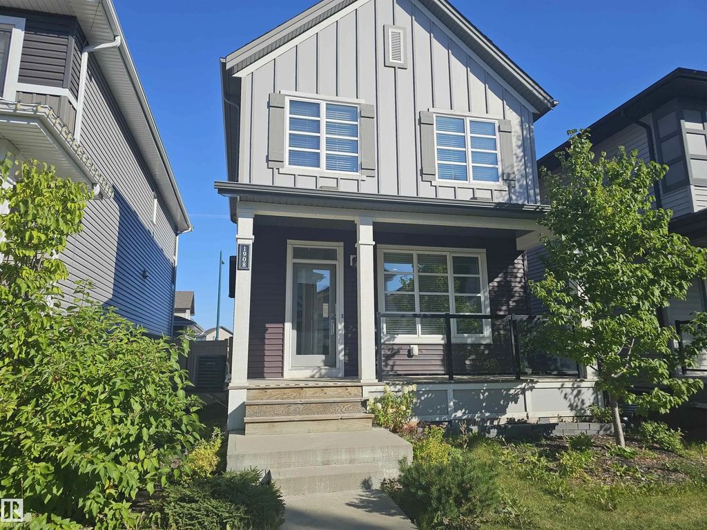 1908 25 Street, Edmonton