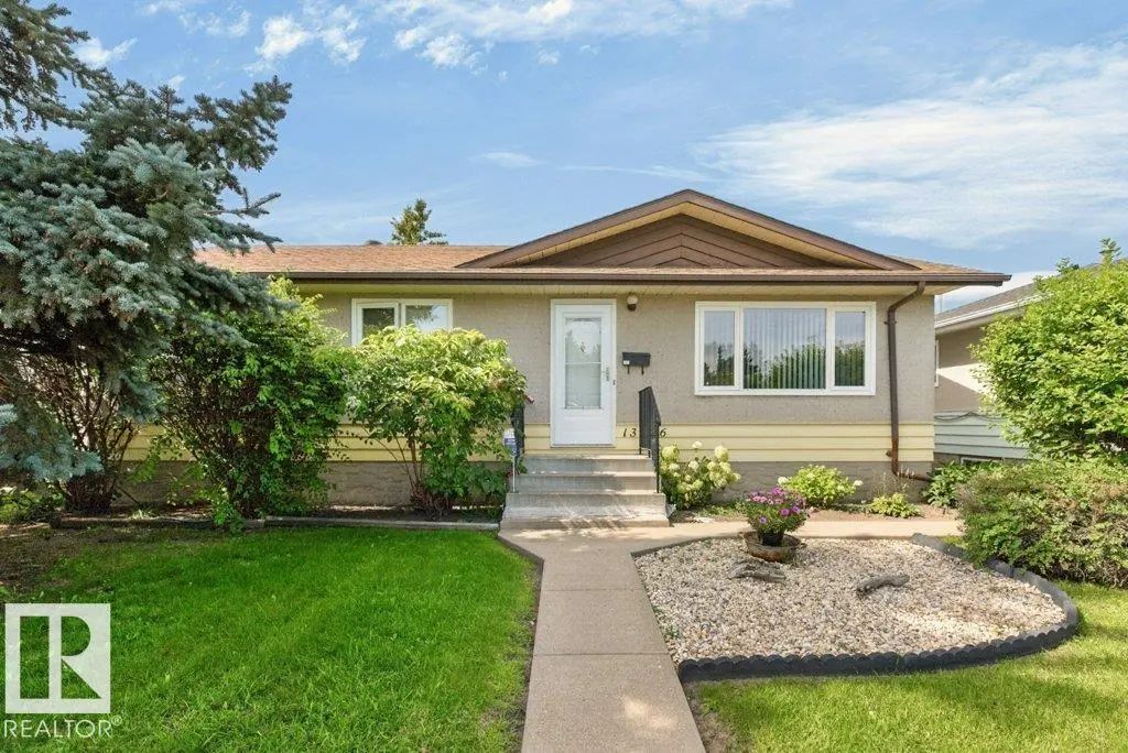 Home for Sale Located at 13526 91 Street Northwest, Edmonton, AB