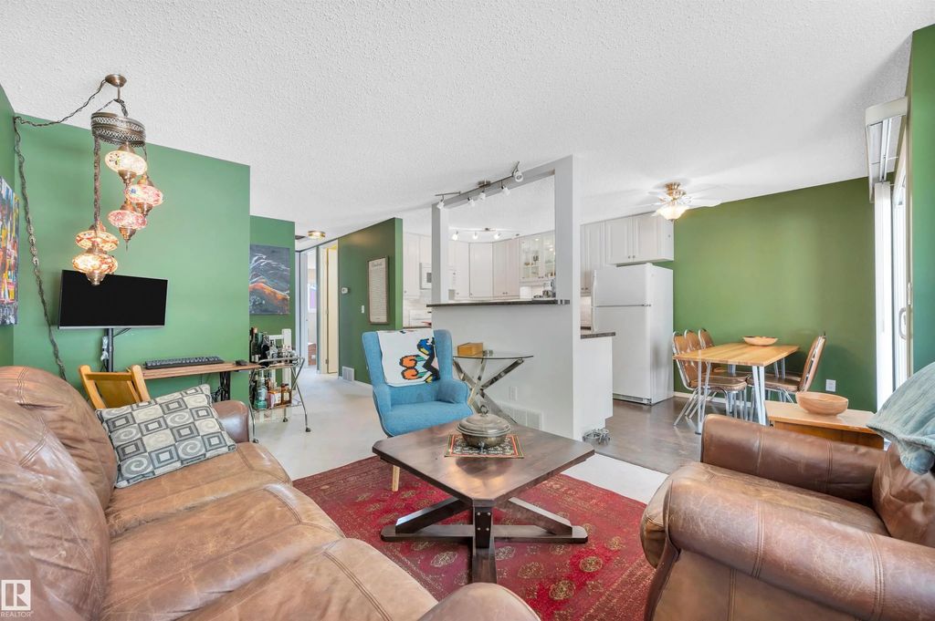 10678 Beaumaris Road, Edmonton