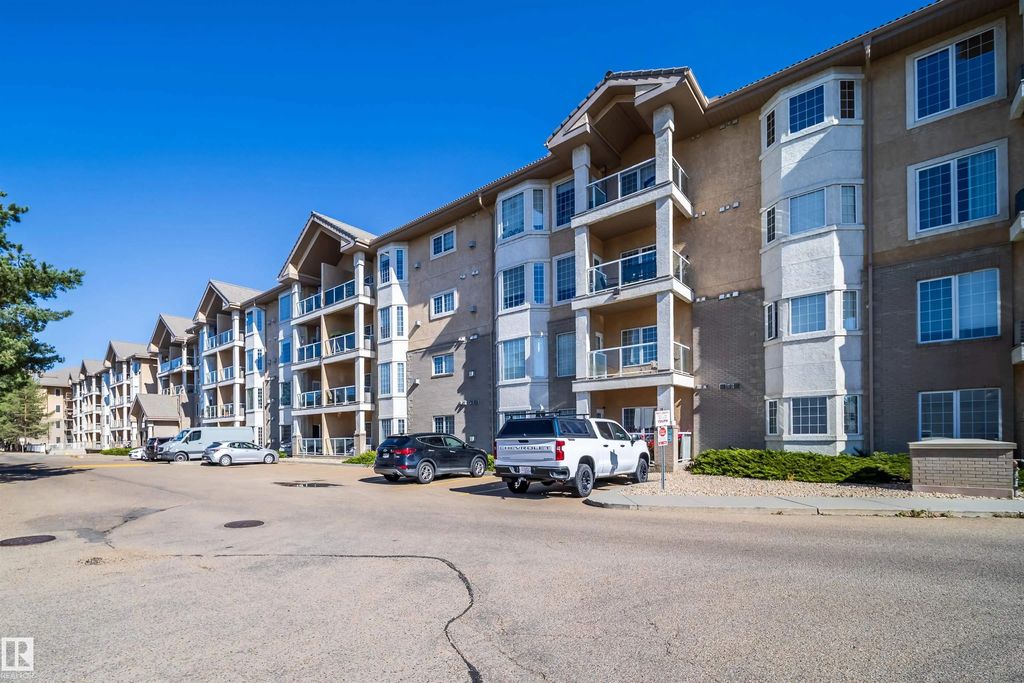 208 11260 153 Avenue, Edmonton
