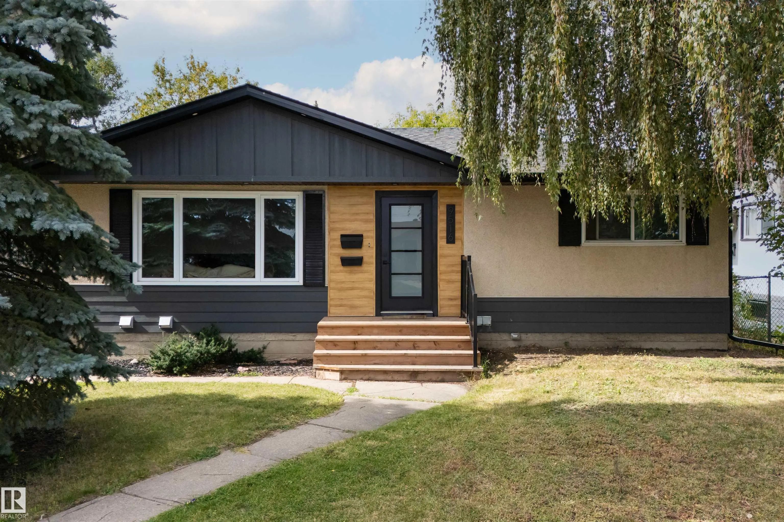 Photo of Listing #E4508371