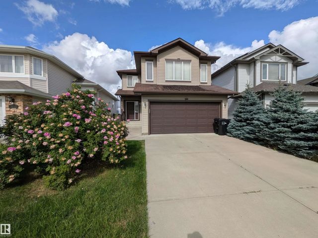 21068 92b Avenue Nw, Edmonton