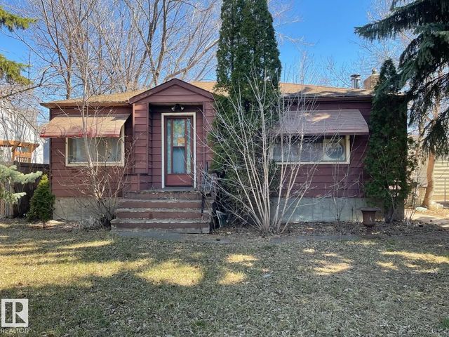 11511 St Albert Trail Nw, Edmonton