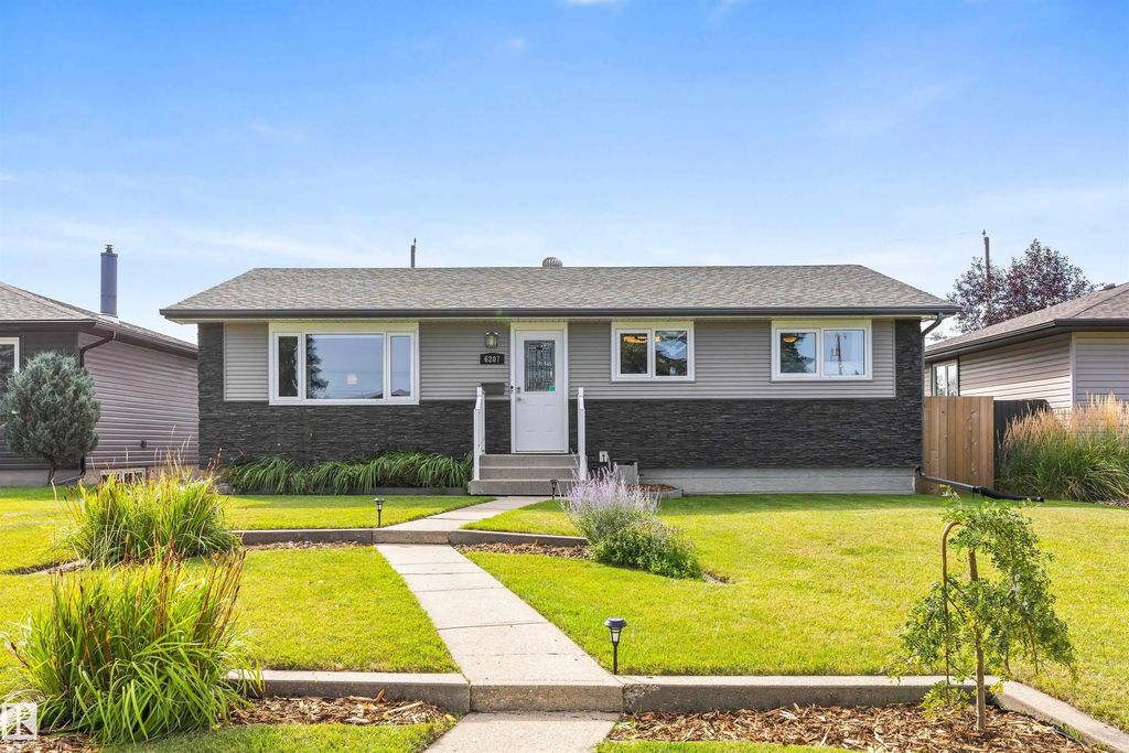 6207 85 Avenue, Edmonton