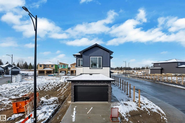 1 Grayson Green, Stony Plain