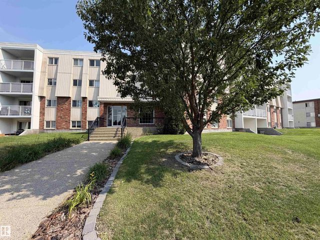 304 3835 107 Street Nw, Edmonton