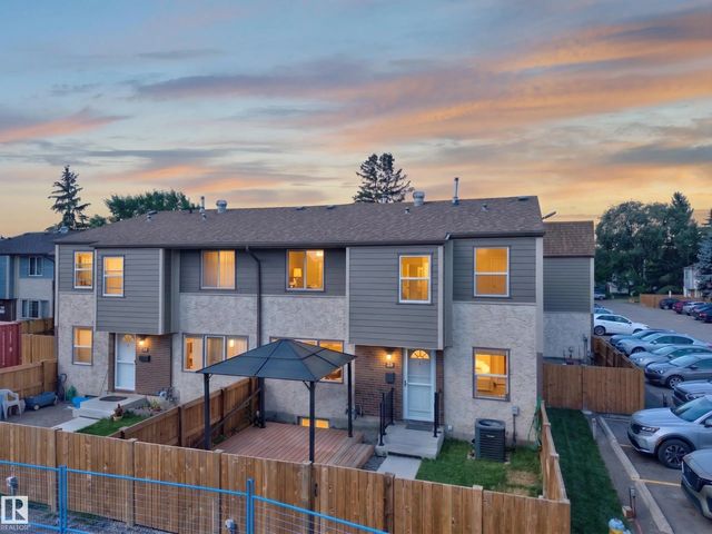 23 Willowdale Place Nw, Edmonton