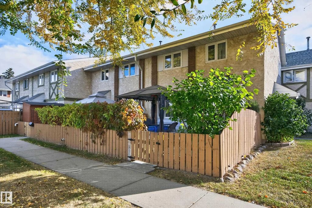 15a Callingwood Court, Edmonton