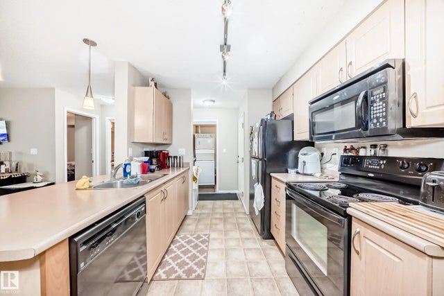 102 13907 136 Street Nw, Edmonton