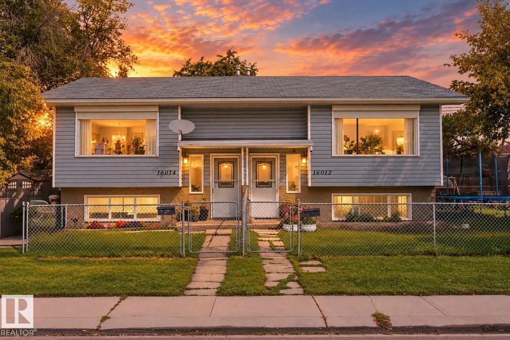 16012 98 Avenue, Edmonton
