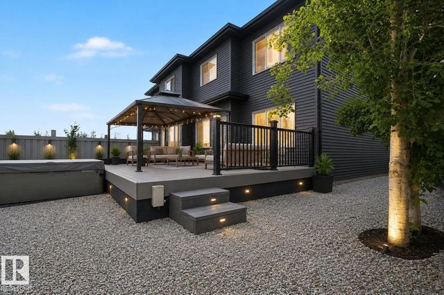 8005 223 Street Nw, Edmonton