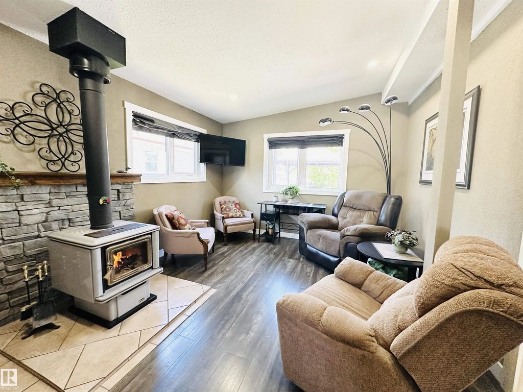 4306 47 Street, Wetaskiwin