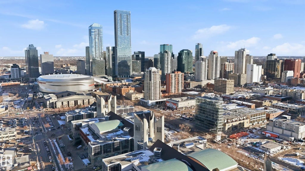 2003 10388 105 Street Nw, Edmonton