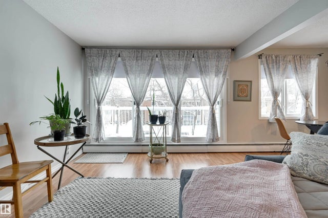 302 10230 114 Street Nw, Edmonton