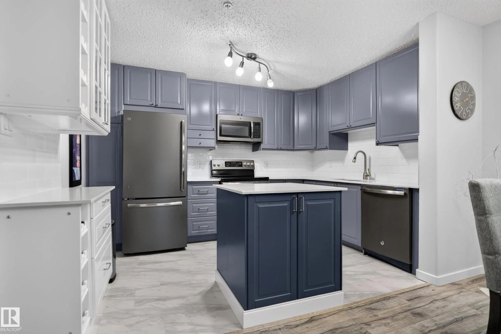 118 2098 Blackmud Creek Drive, Edmonton