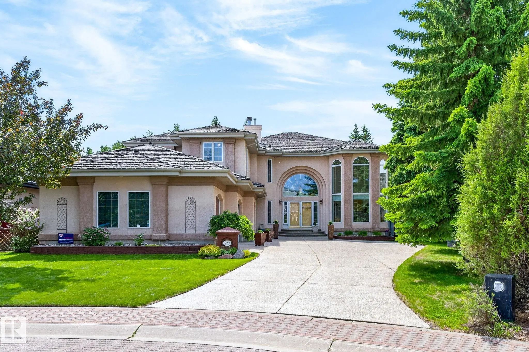 Photo of Listing #E4494647