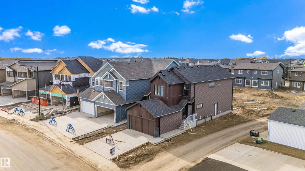 5510 Hawthorn Passage Passage, Edmonton