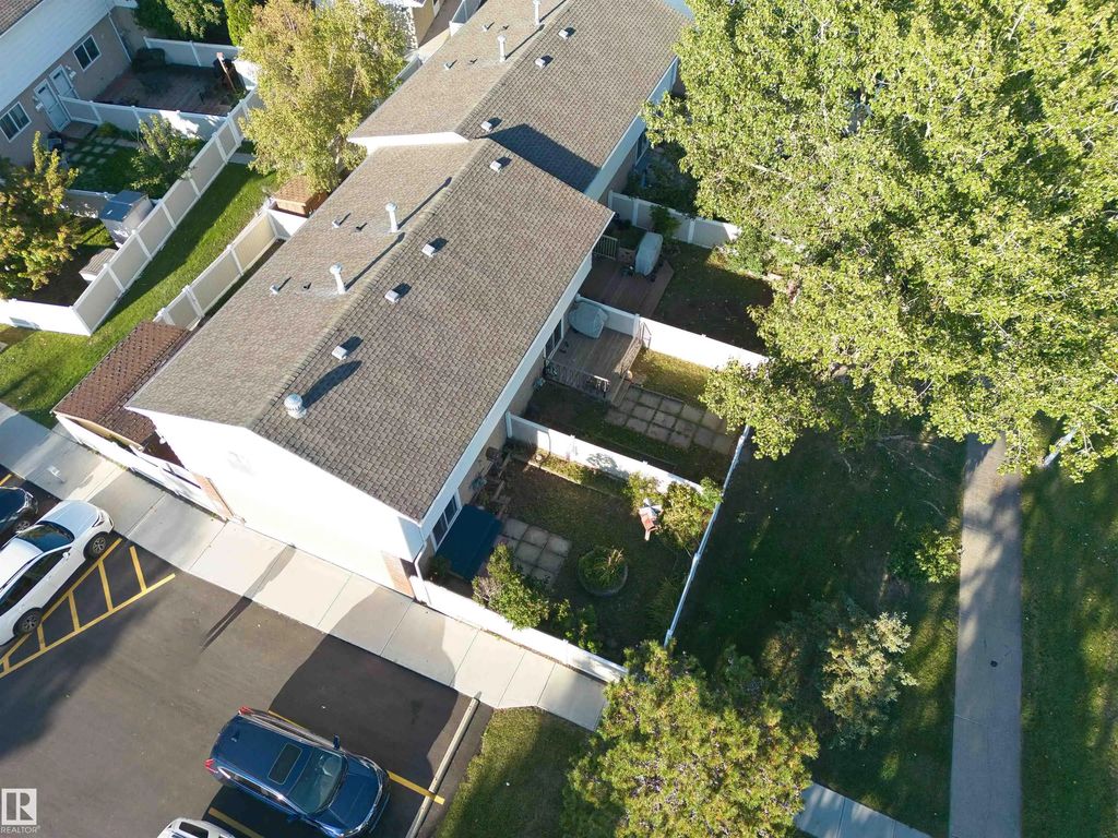 7743 37 Avenue, Edmonton
