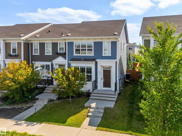 2627 Maple Way Nw, Edmonton