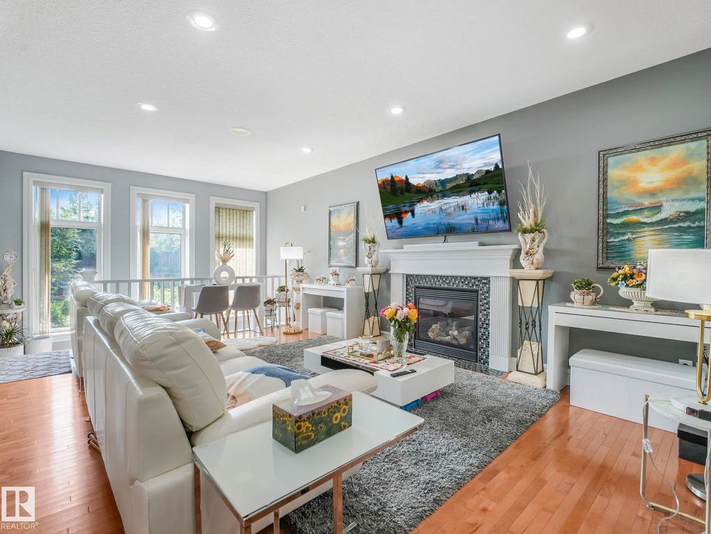 544 Adams Way, Edmonton