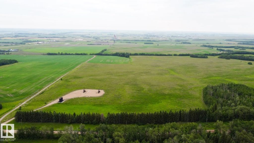 553-lot D Range Road 201, Rural Lamont County