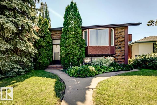 5811 92 Avenue Nw, Edmonton