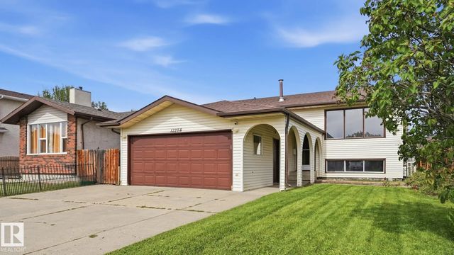 12208 146 Avenue Nw, Edmonton