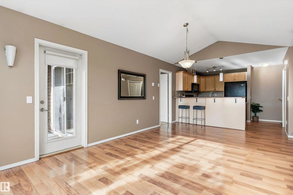 7 671 Silver Berry Road, Edmonton