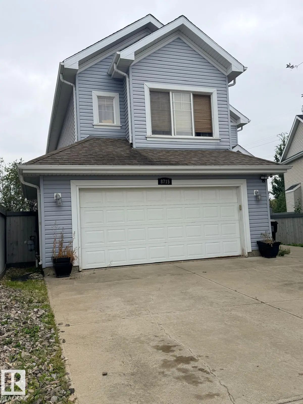 Photo for MLS®# E4507348 - home for sale at 8715 11 Avenue Southwest, Summerside, Edmonton AB