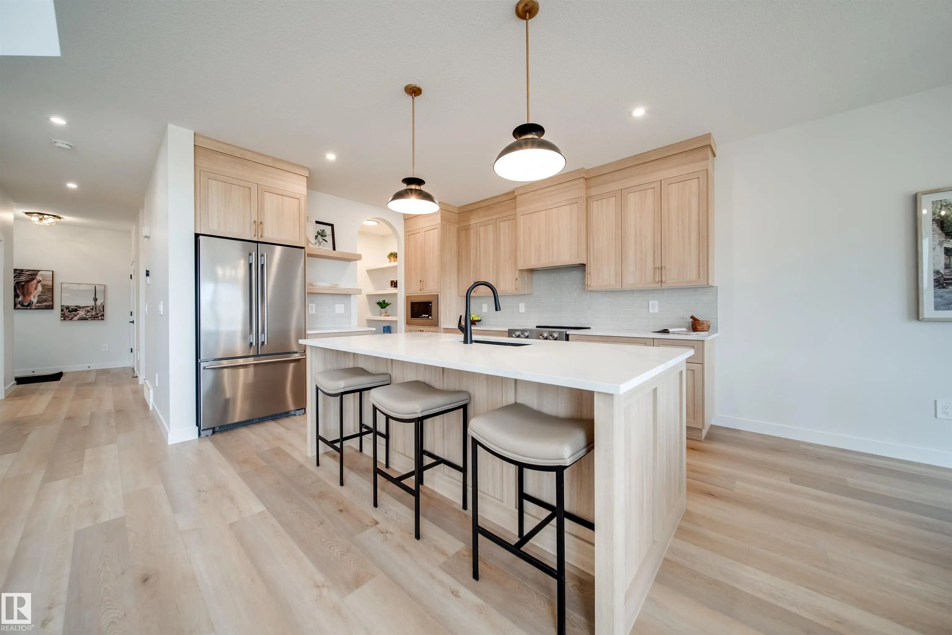 Photo for MLS®# E4511860 - home for sale at 63 Chartres Close, Chérot, St. Albert AB