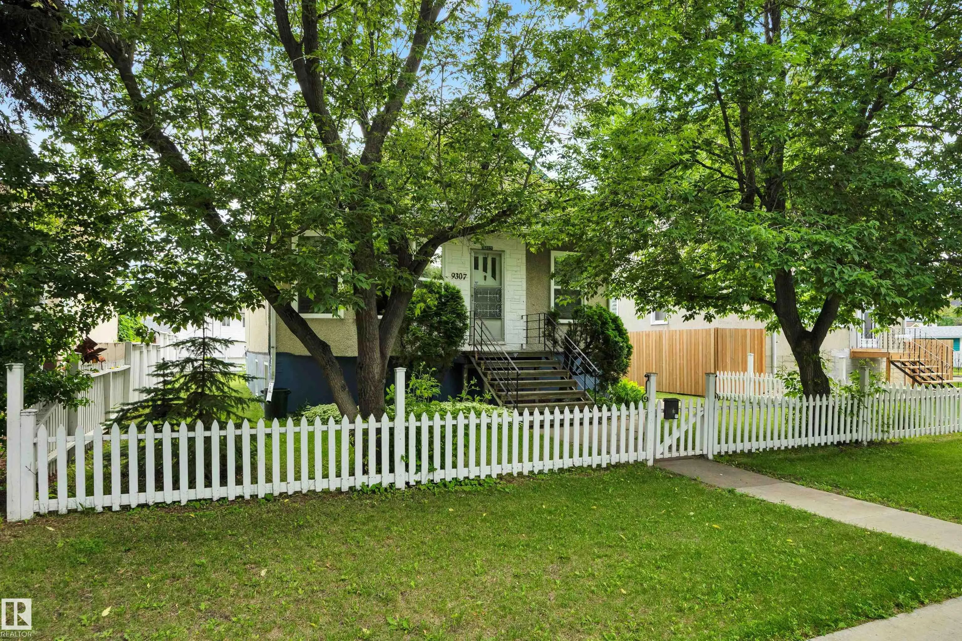 Photo of Listing #E4512793