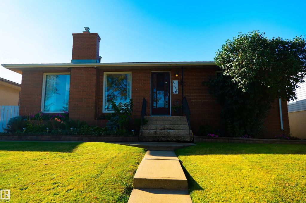 11119 137 Avenue, Edmonton