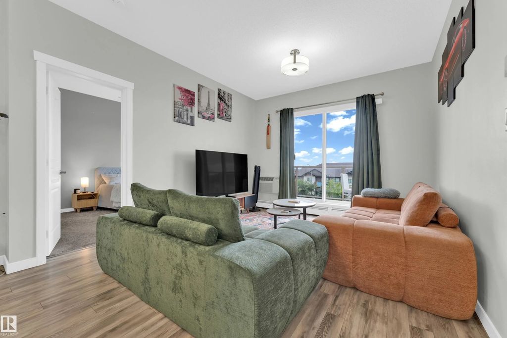 409 812 Welsh Drive Sw, Edmonton