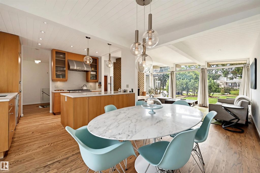 13808 Buena Vista Road, Edmonton
