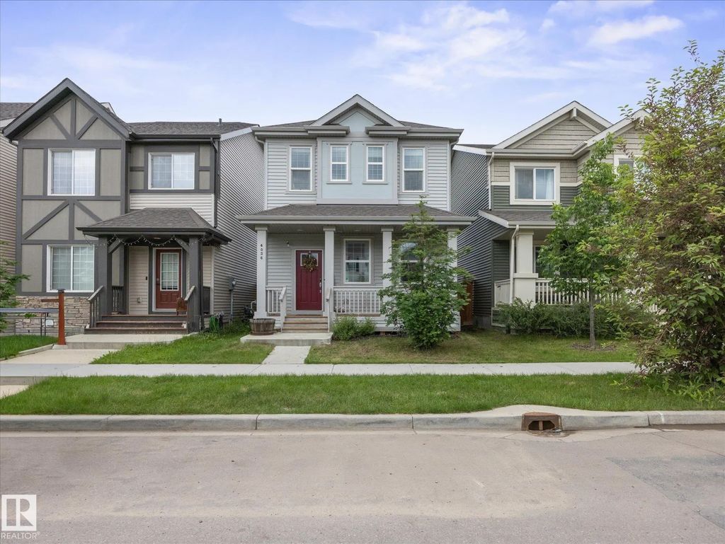 4036 Chappelle Green, Edmonton